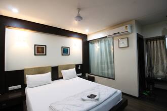 Hotel Royallandmark, Ahmedabad 4